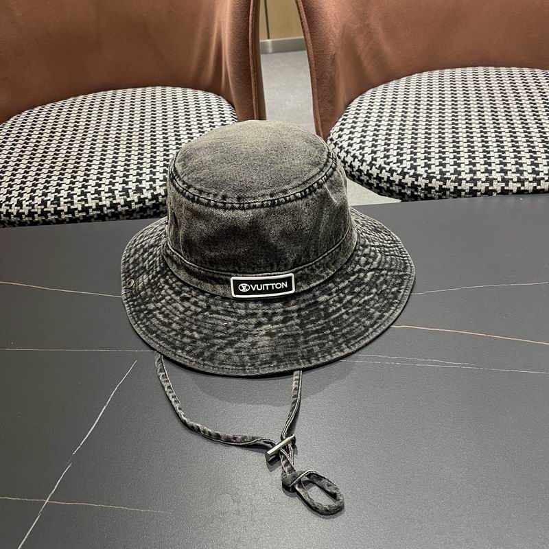 LV hat (126)