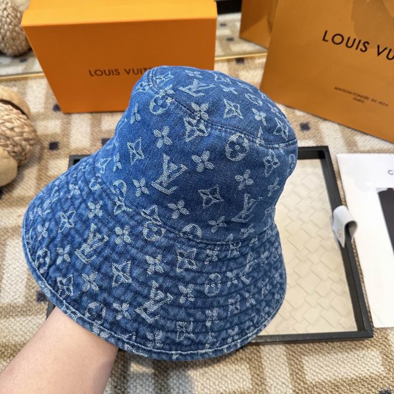 LV hat (1346)