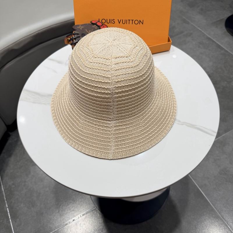 LV hat (1409)