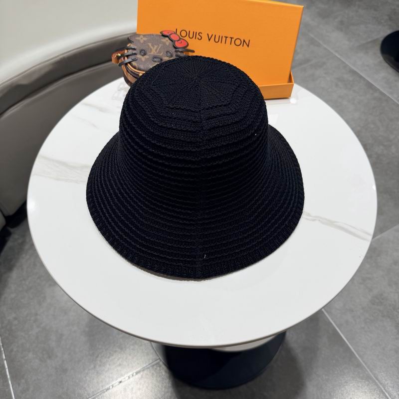 LV hat (1439)