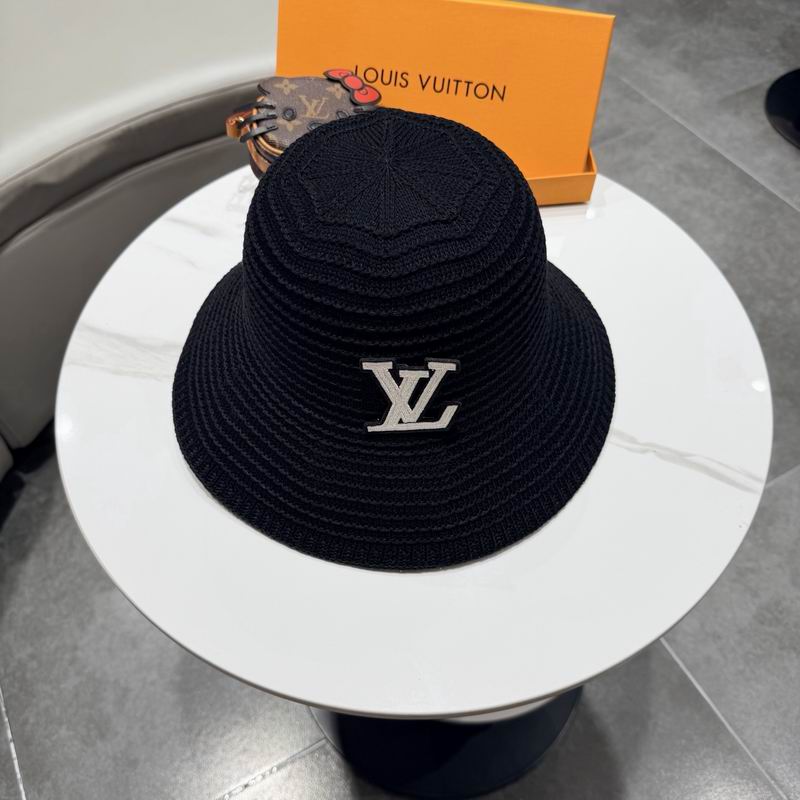 LV hat (1440)