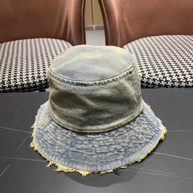 LV hat (223)