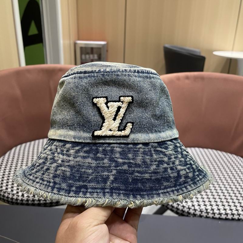 LV hat (243)
