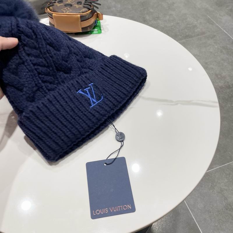 LV hat (2441)