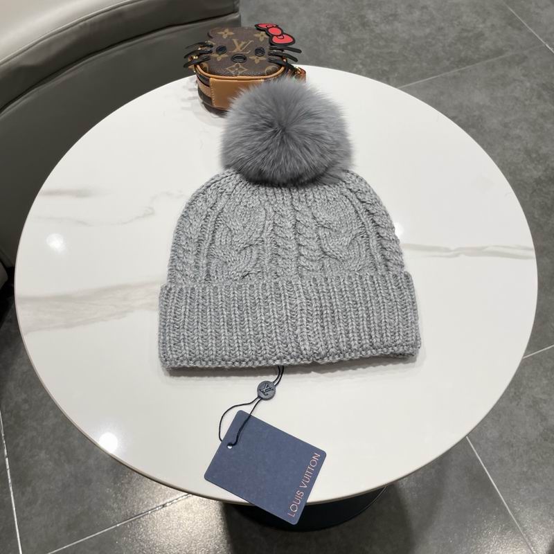LV hat (2452)