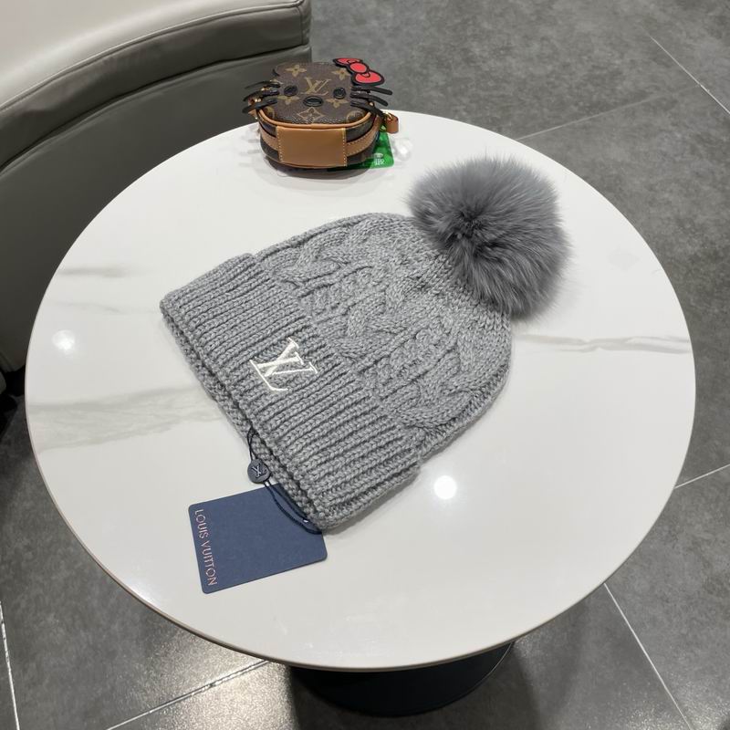 LV hat (2457)