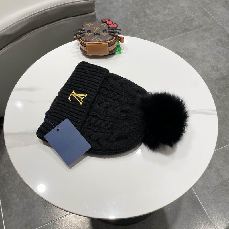 LV hat (2469)