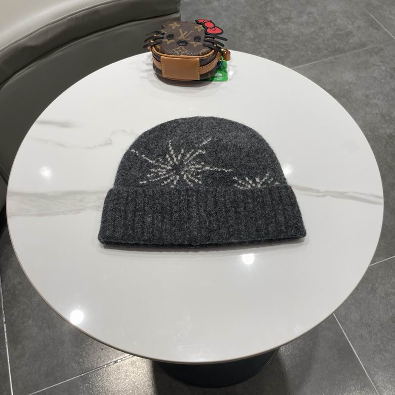 LV hat (2479)