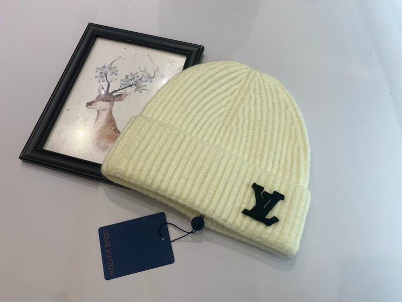 LV hat (3349)