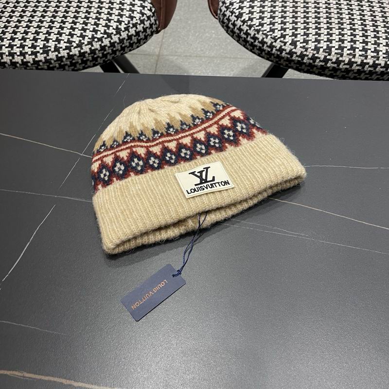 LV hat (519)