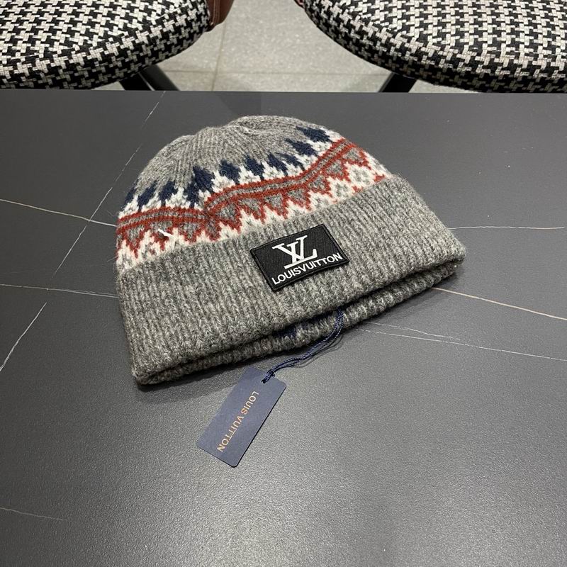 LV hat (530)