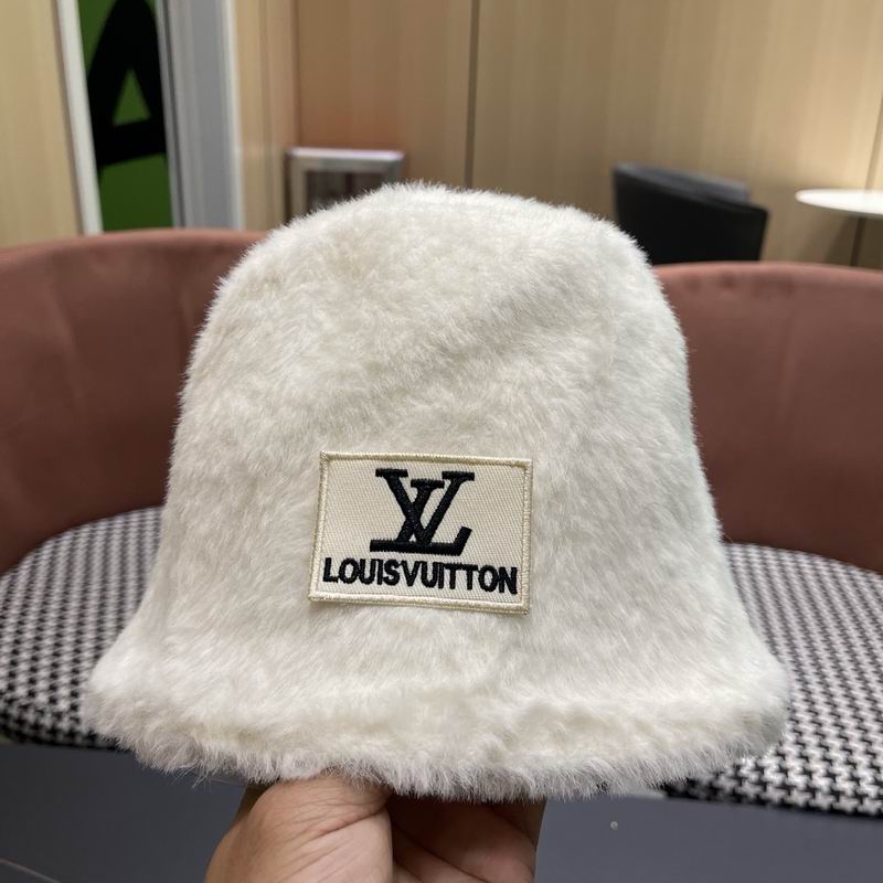 LV hat (546)