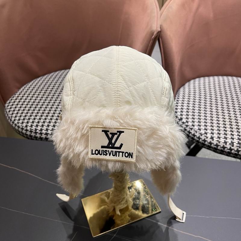 LV hat (559)