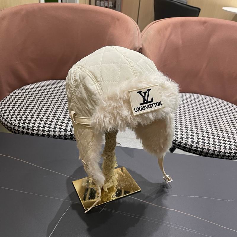 LV hat (560)