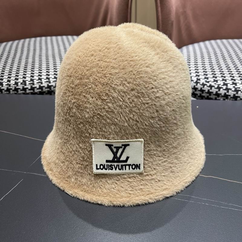 LV hat (563)