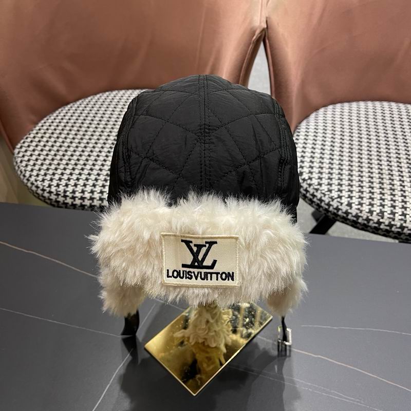 LV hat (569)