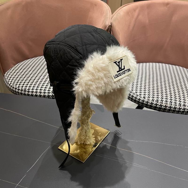 LV hat (570)