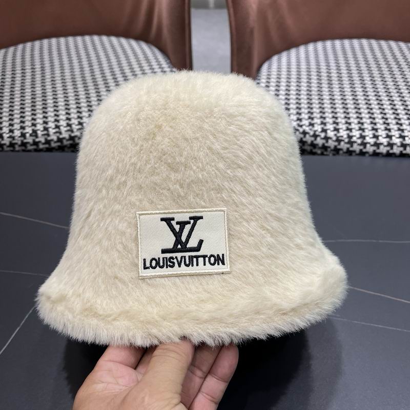 LV hat (590)