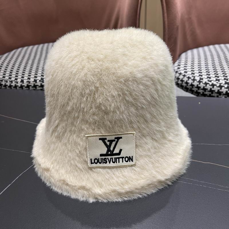 LV hat (593)