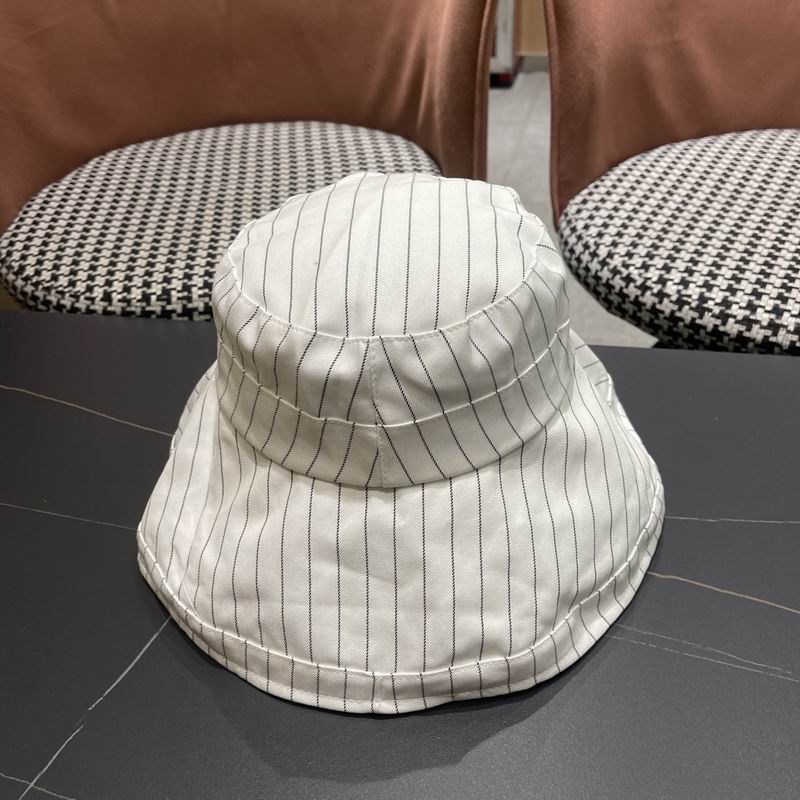 LV hat (596)