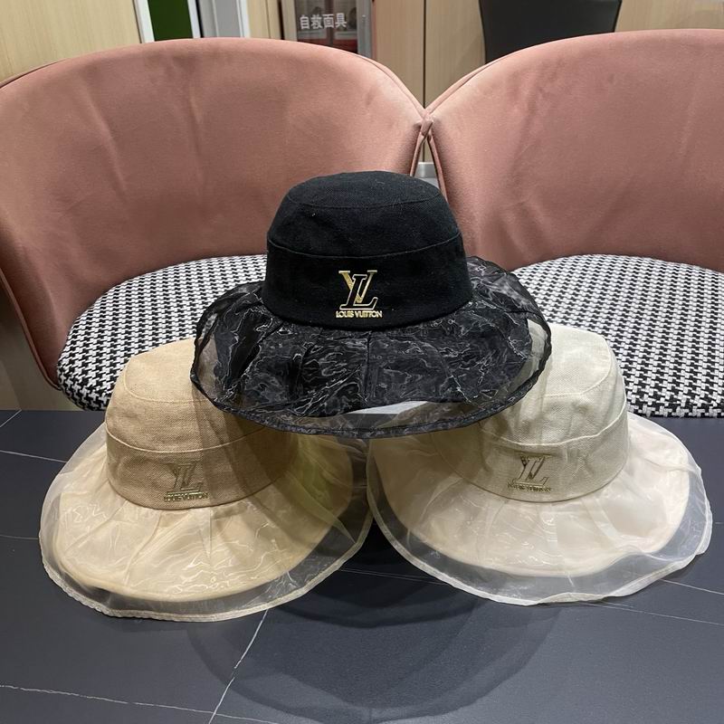 LV hat (722)
