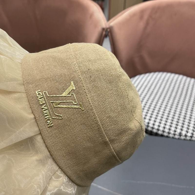 LV hat (725)