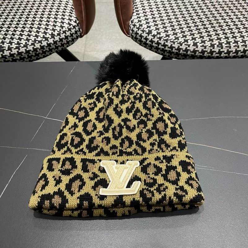 LV hat (729)