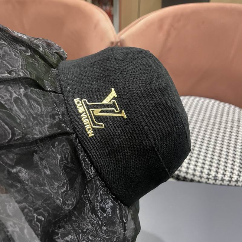 LV hat (735)