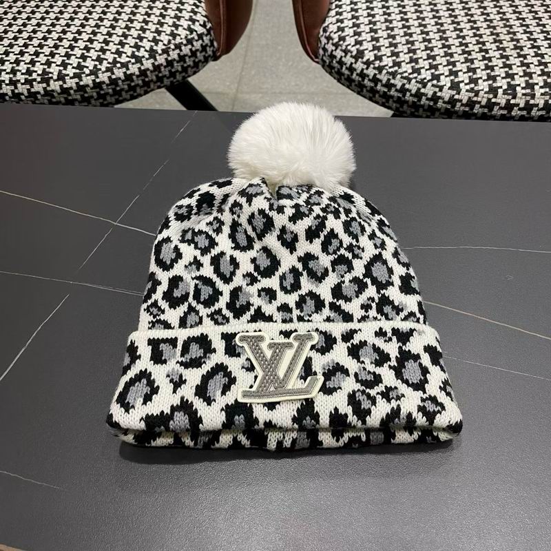 LV hat (738)