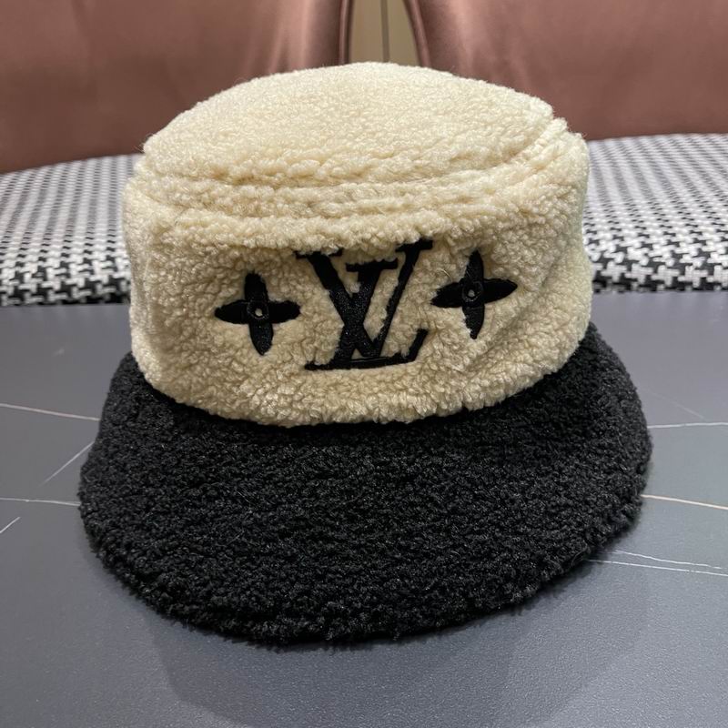 LV hat (754)