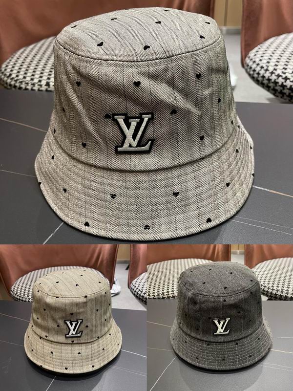 LV hat (943)