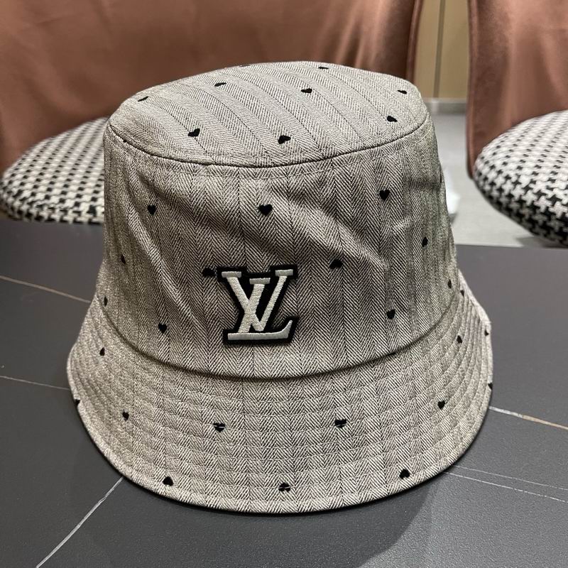 LV hat (952)