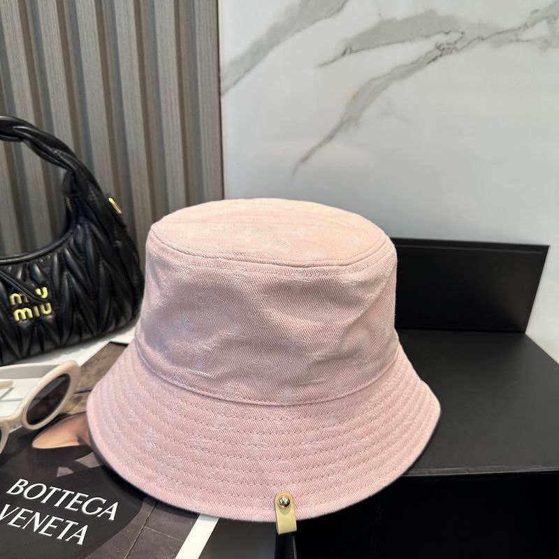 LV hat dx (616)