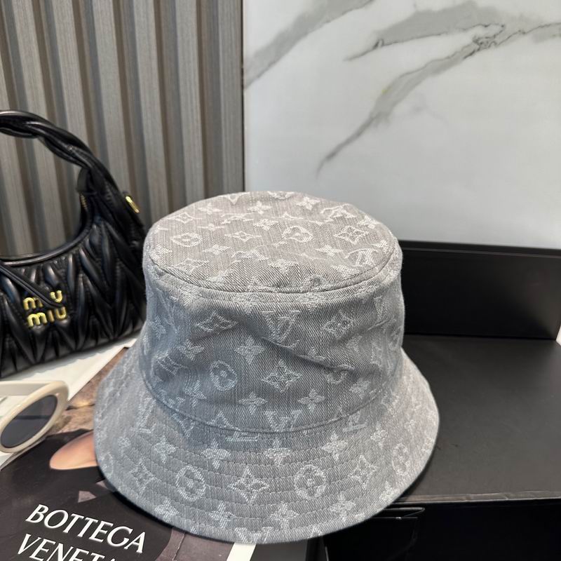LV hat dx (625)