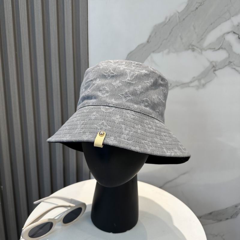 LV hat dx (627)
