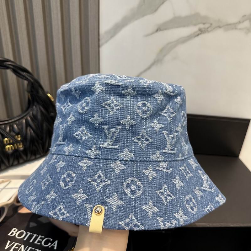 LV hat dx (635)