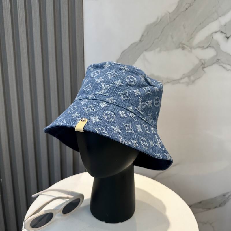LV hat dx (636)