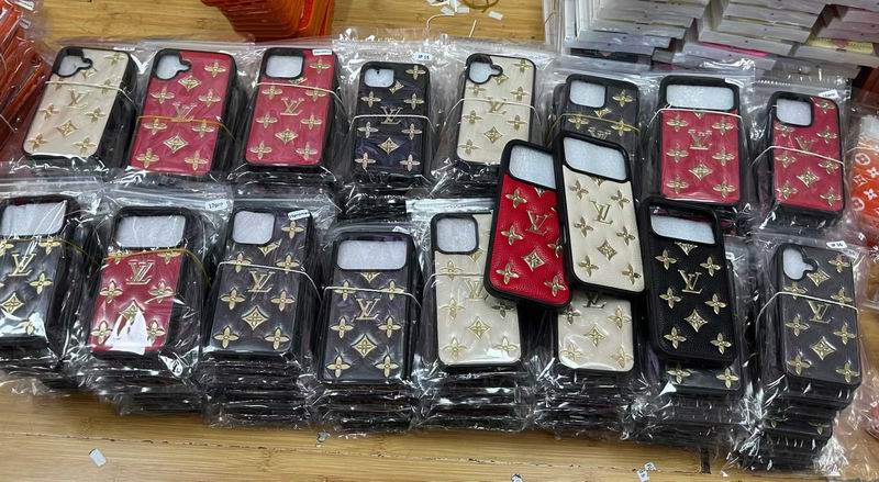 LV iPhone 12-17Pro Max 05 (1)