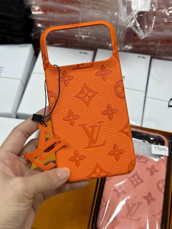 LV iPhone Shell 06 (3)