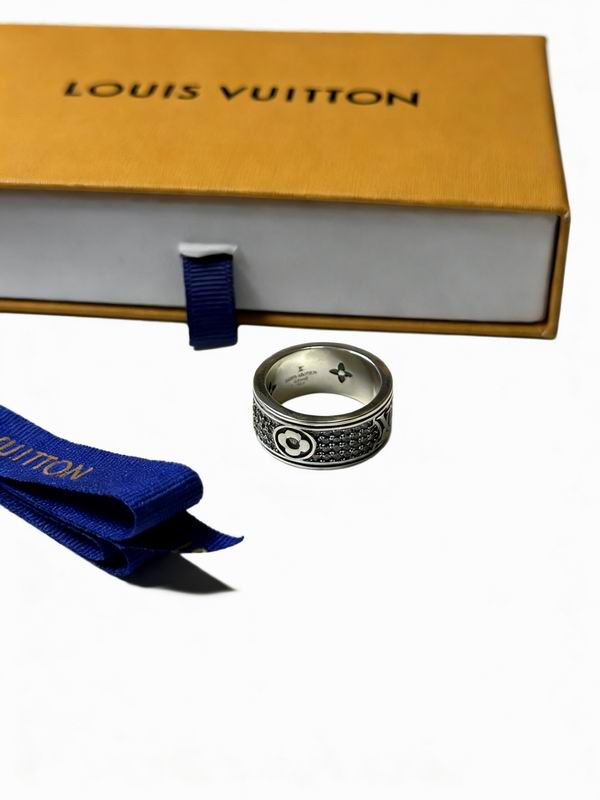 LV ring 01yxx15 (3)