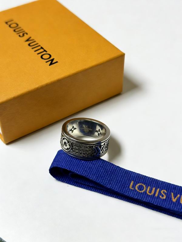 LV ring 01yxx15 (4)
