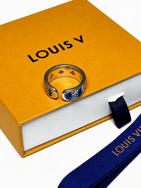 LV ring 01yxx27 (3)