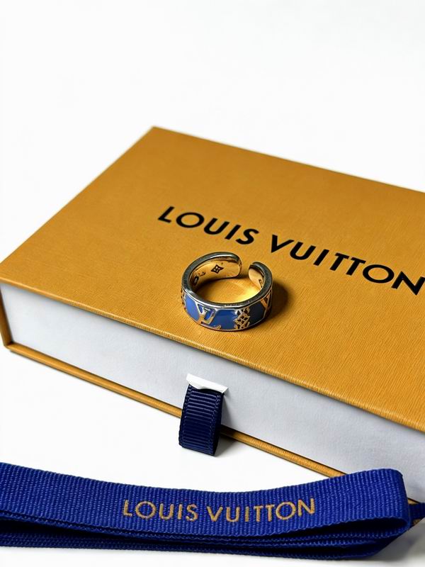 LV ring 01yxx27 (8)