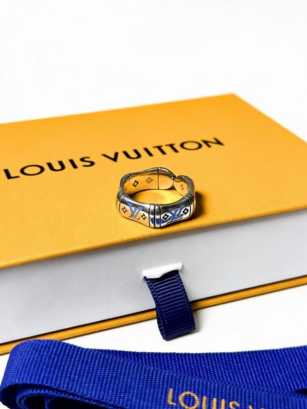 LV ring 01yxx28 (3)