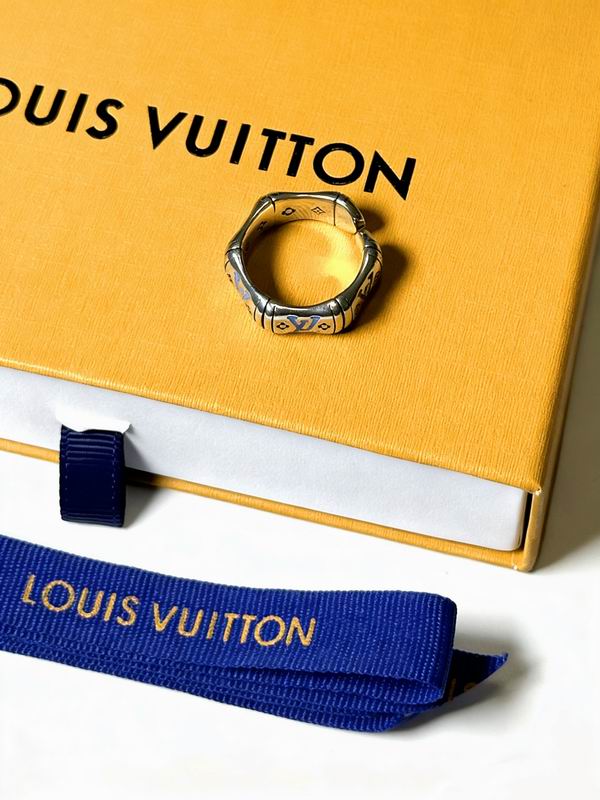 LV ring 01yxx28 (4)