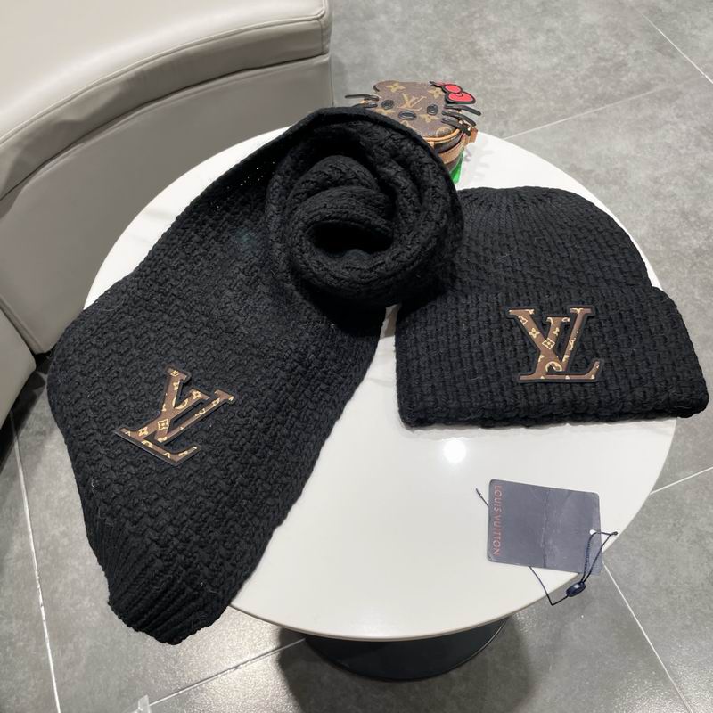 LV scarf hat (145)