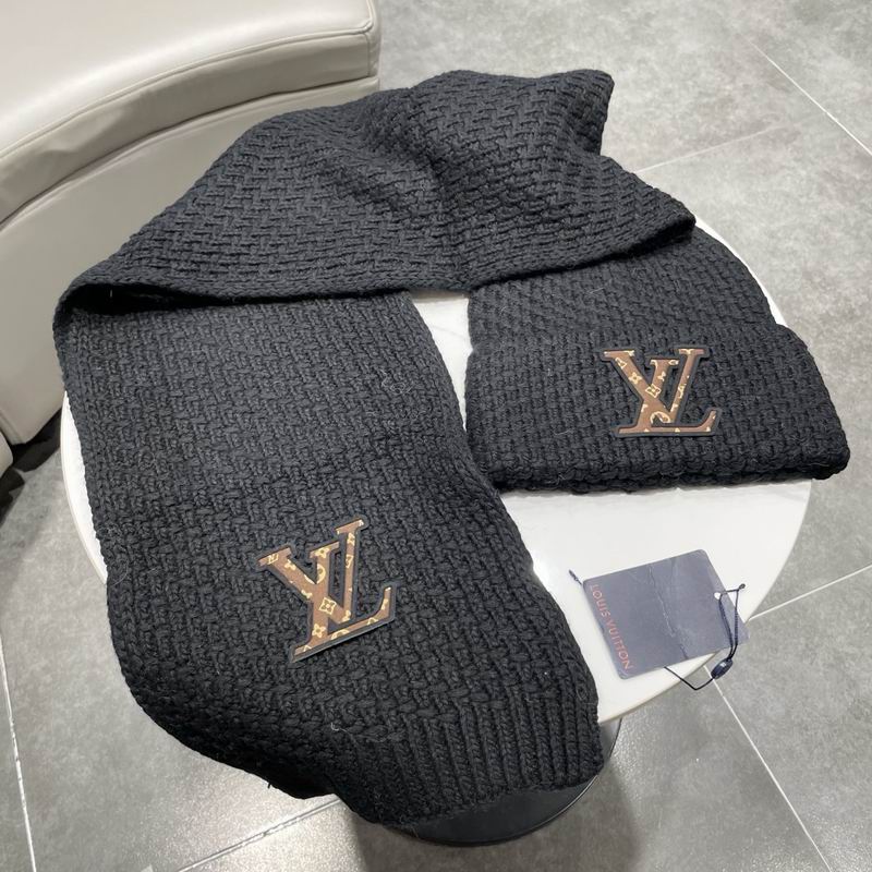 LV scarf hat (146)