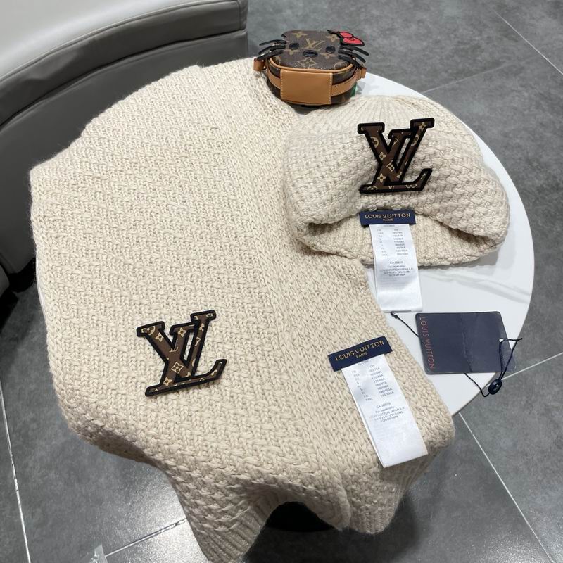 LV scarf hat (150)