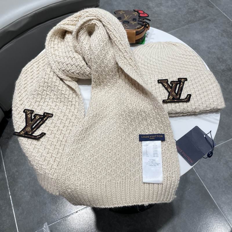 LV scarf hat (151)