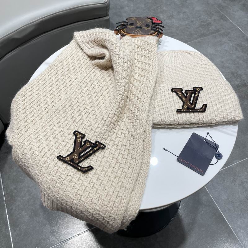 LV scarf hat (155)